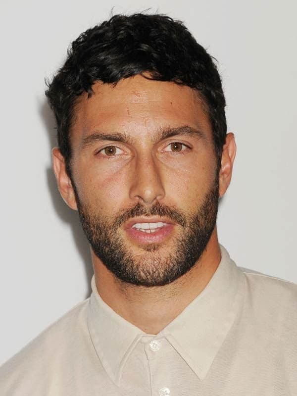 Noah Mills