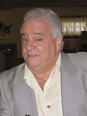 Vinny Vella Jr