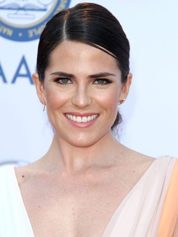 Karla Souza