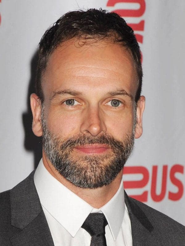 Jonny Lee Miller