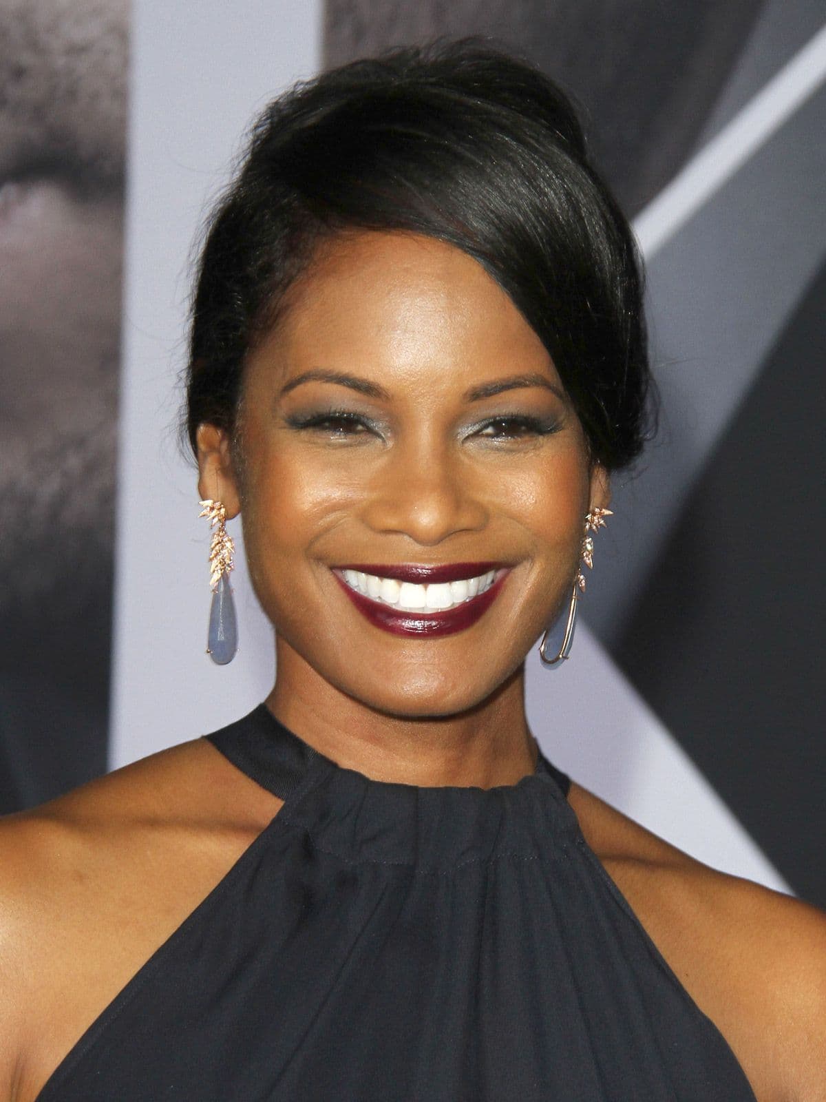 Robinne Lee
