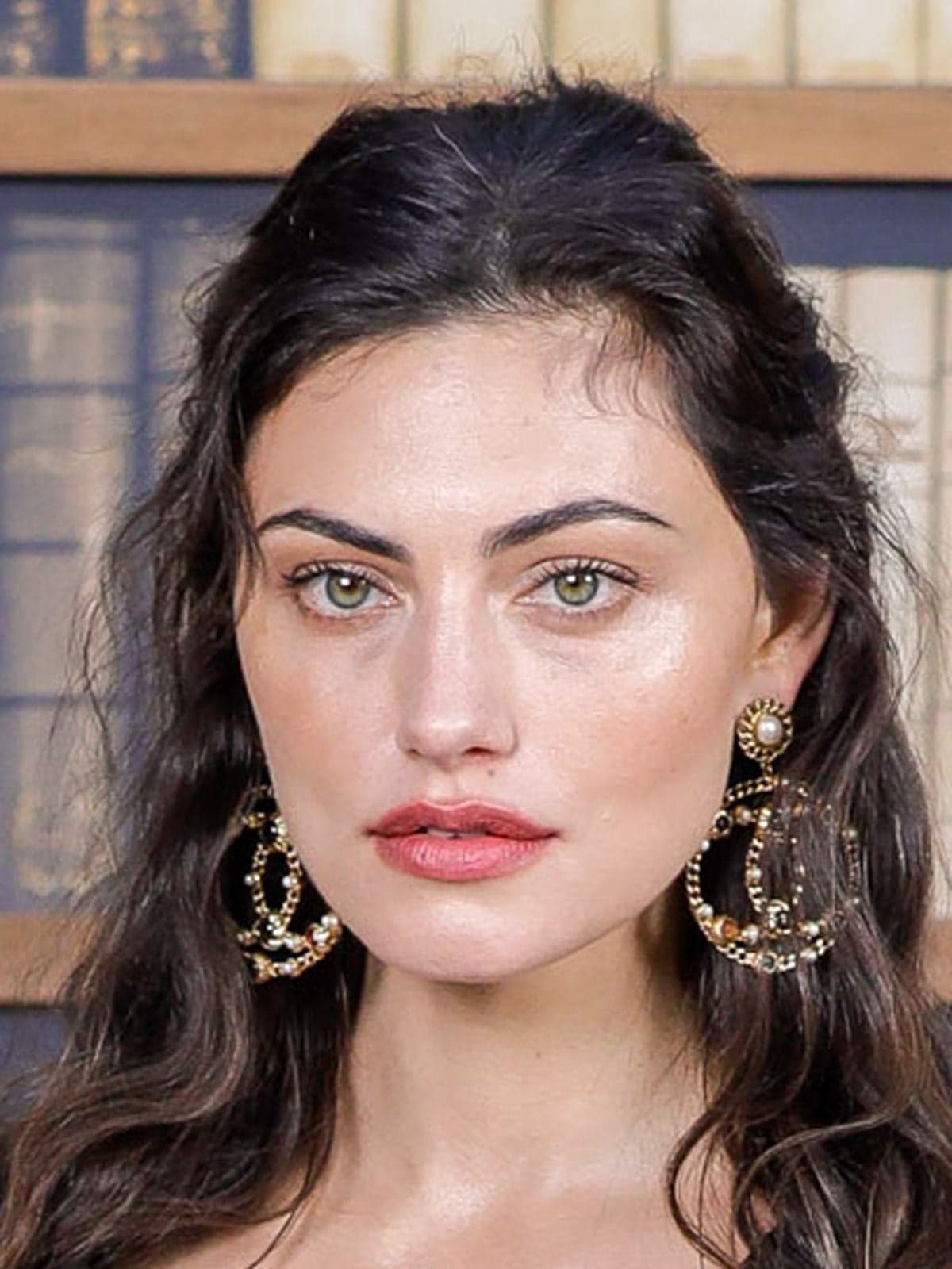 Phoebe Tonkin
