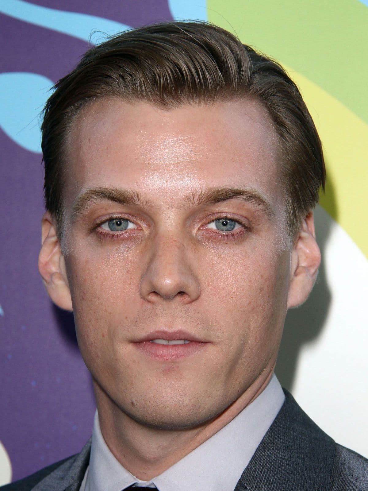 Jake Abel