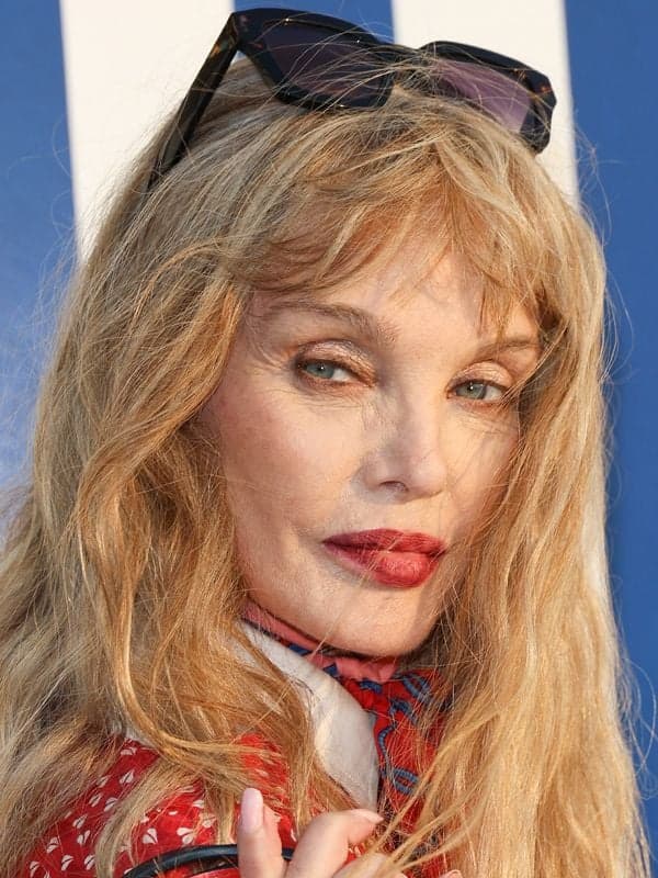 Arielle Dombasle
