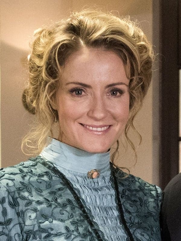 Helene Joy