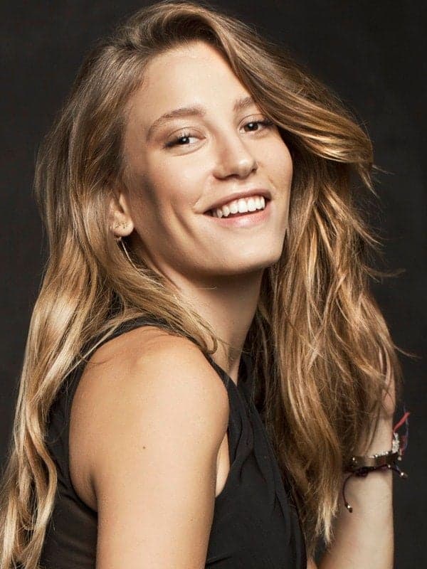 Serenay Sarıkaya