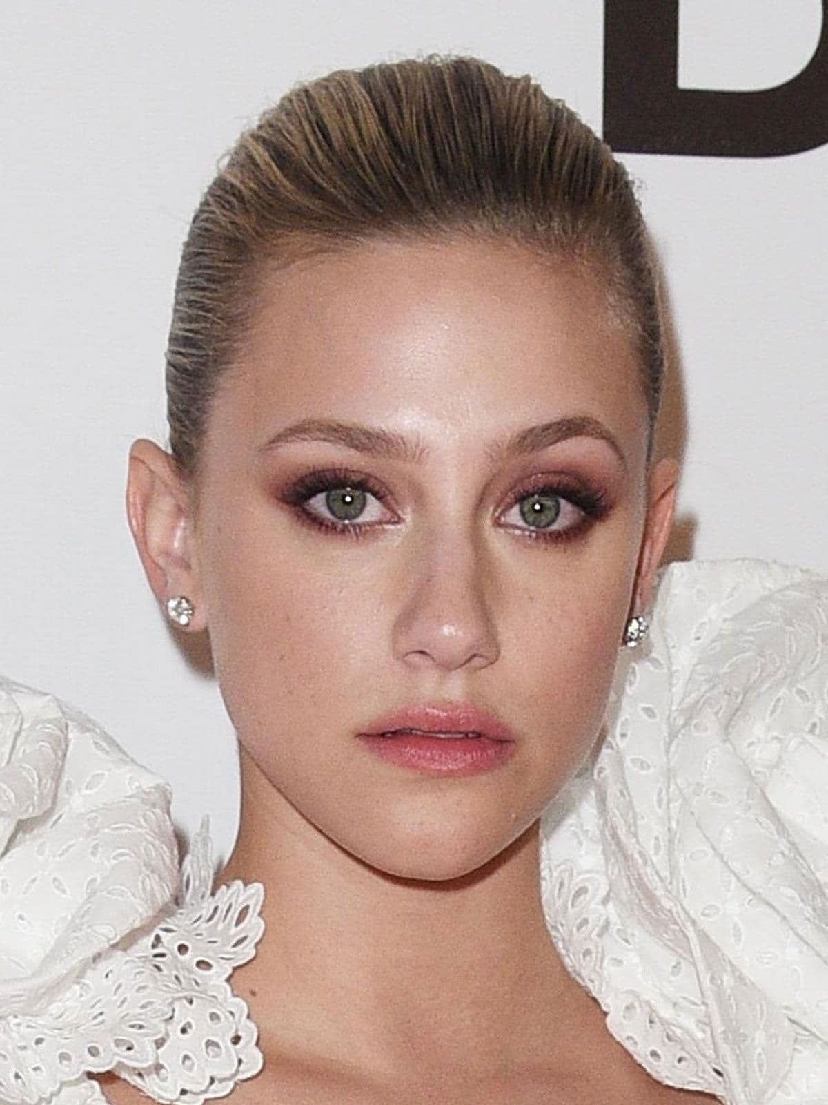 Lili Reinhart