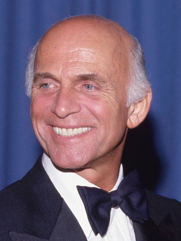 Gavin MacLeod