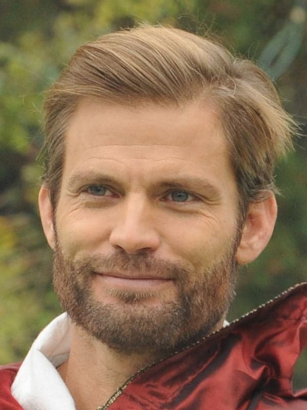 Casper Van Dien