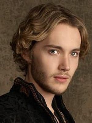 Toby Regbo
