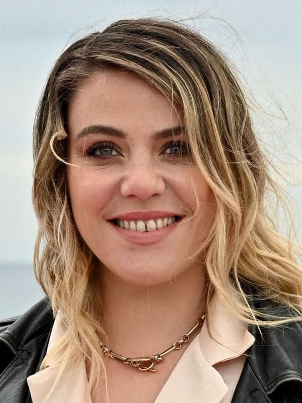 Sophie-Marie Larrouy