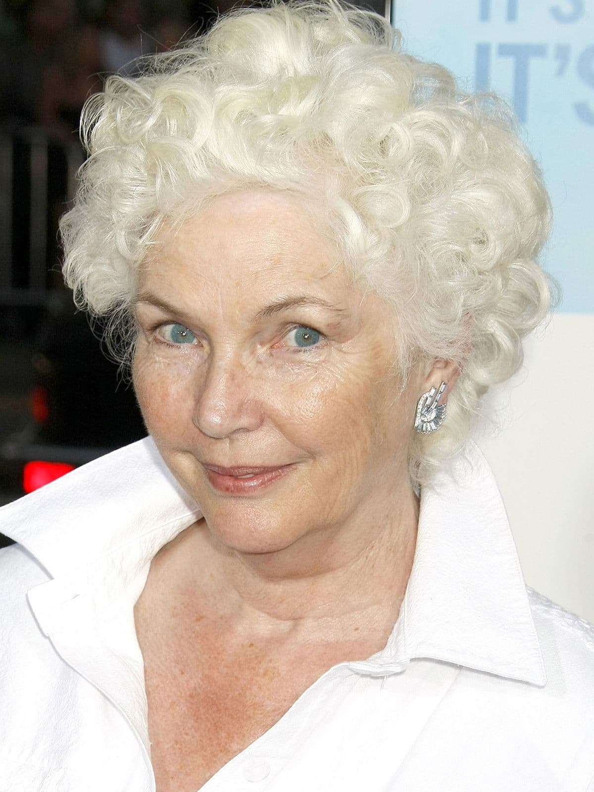 Fionnula Flanagan