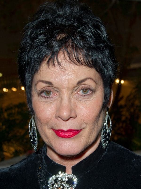 Martine Beswick