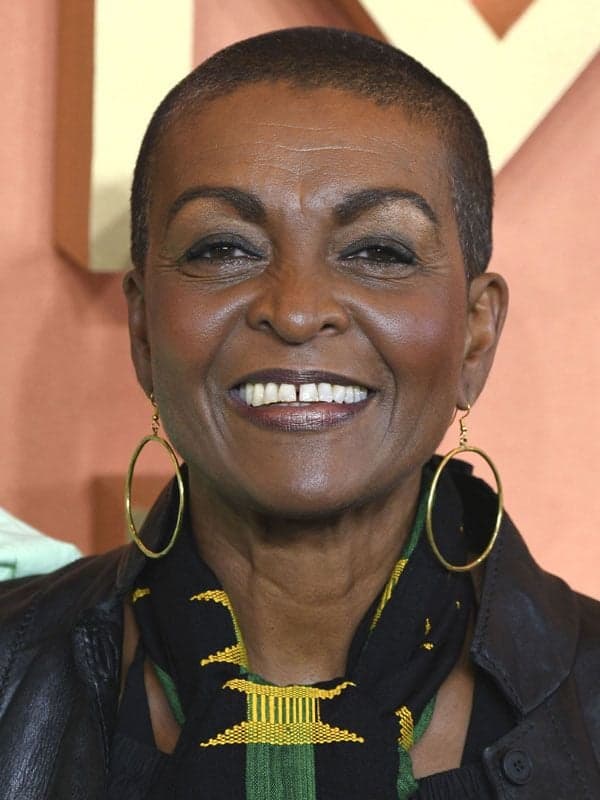 Adjoa Andoh