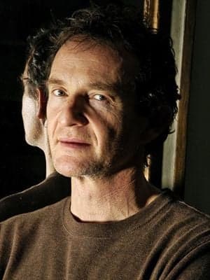 Anton Lesser