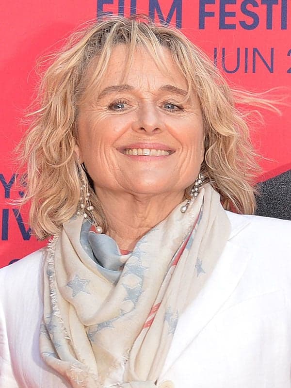 Sinéad Cusack
