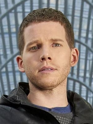 Stark Sands