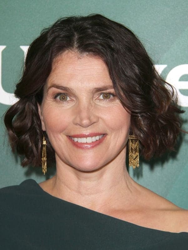 Julia Ormond