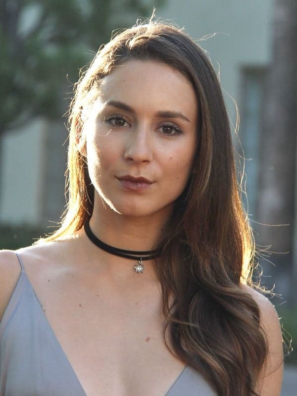 Troian Bellisario