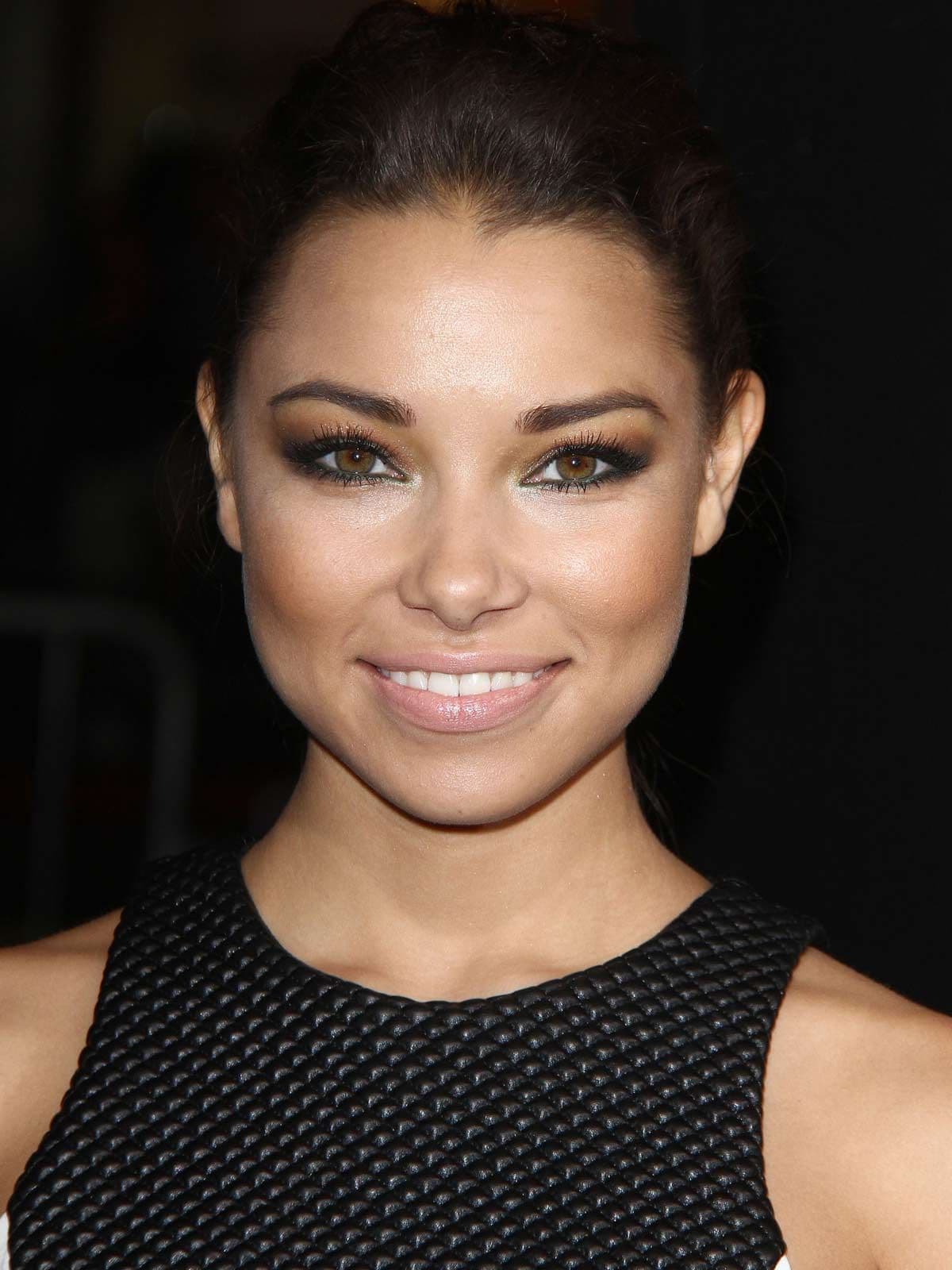 Jessica Parker Kennedy