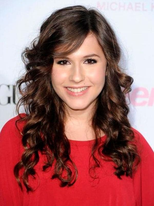 Erin Sanders