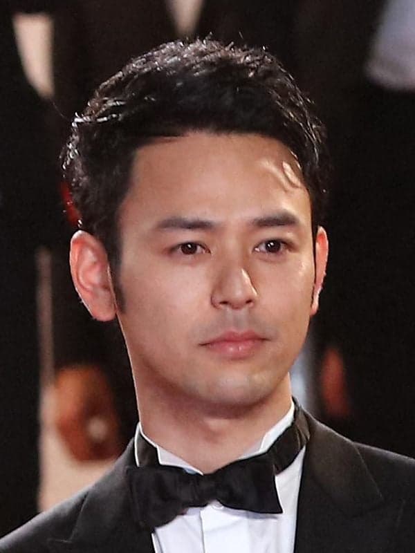 Satoshi Tsumabuki
