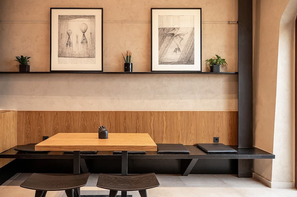 Anassa Bar & Bistro - Cover