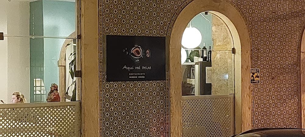 Aqui Há Peixe - Cover