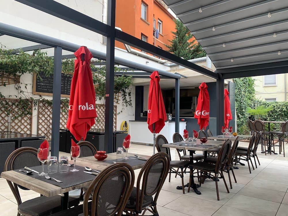 Aux Trois Paysans - Cover