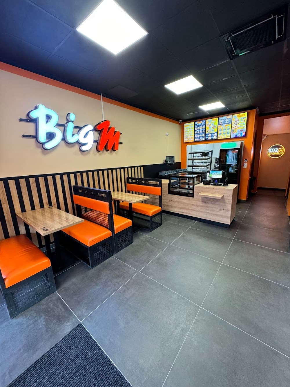 Big M Saumur - Cover