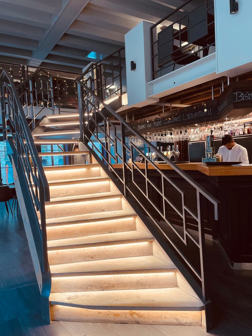 Bistro Het Rand - Cover