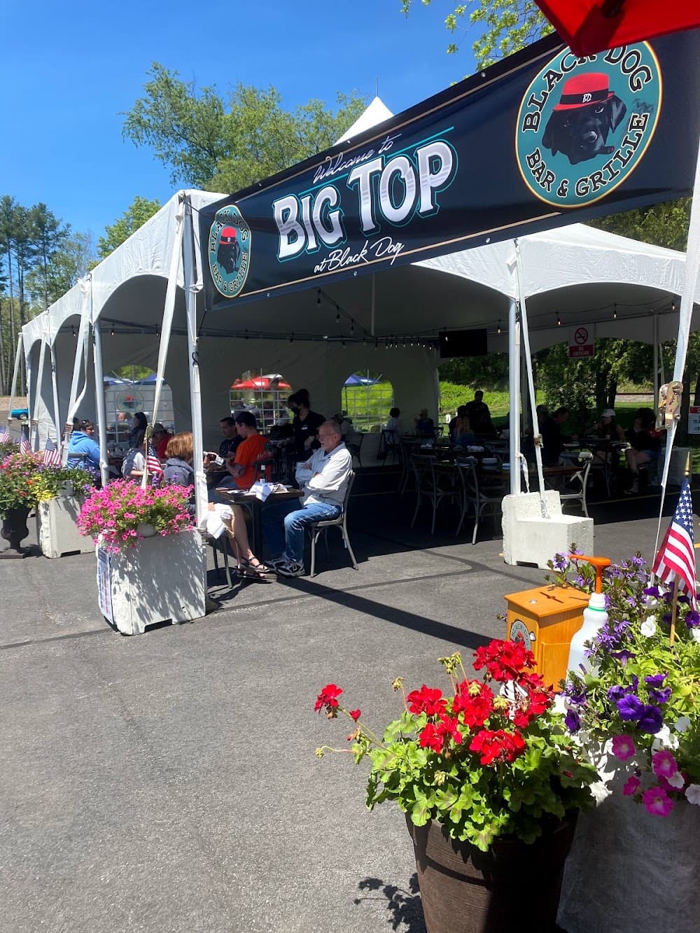 Black Dog Bar and Grille - Cover