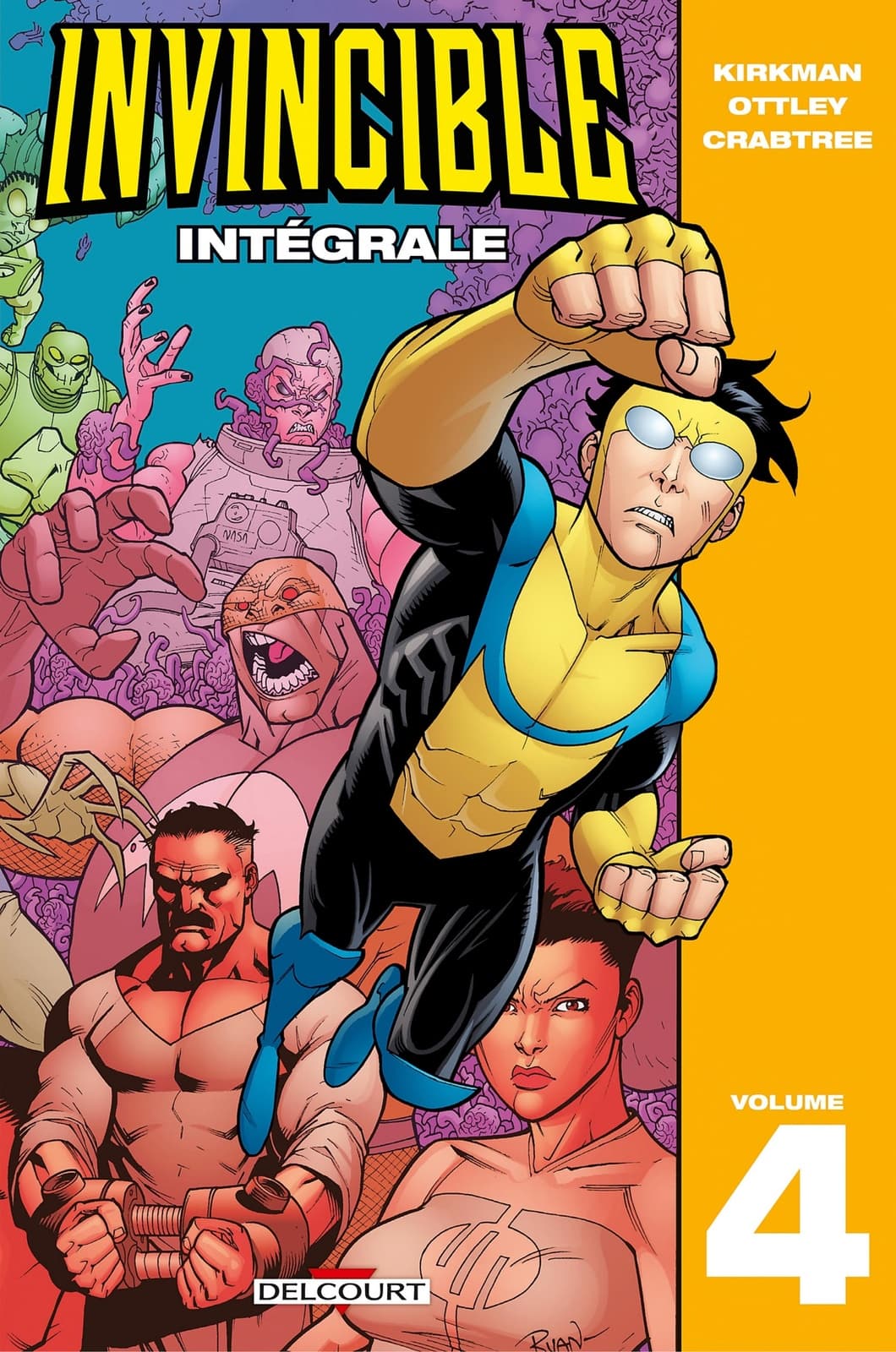 Invincible - Intégrale T04 - Cover