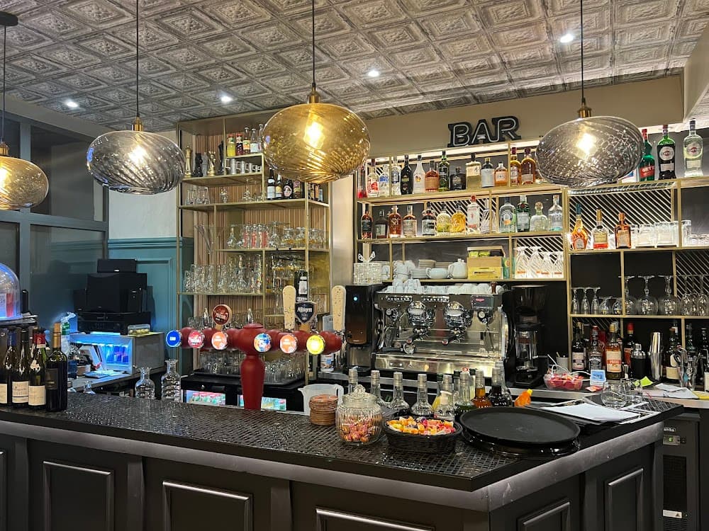 Brasserie L'angélus - Cover