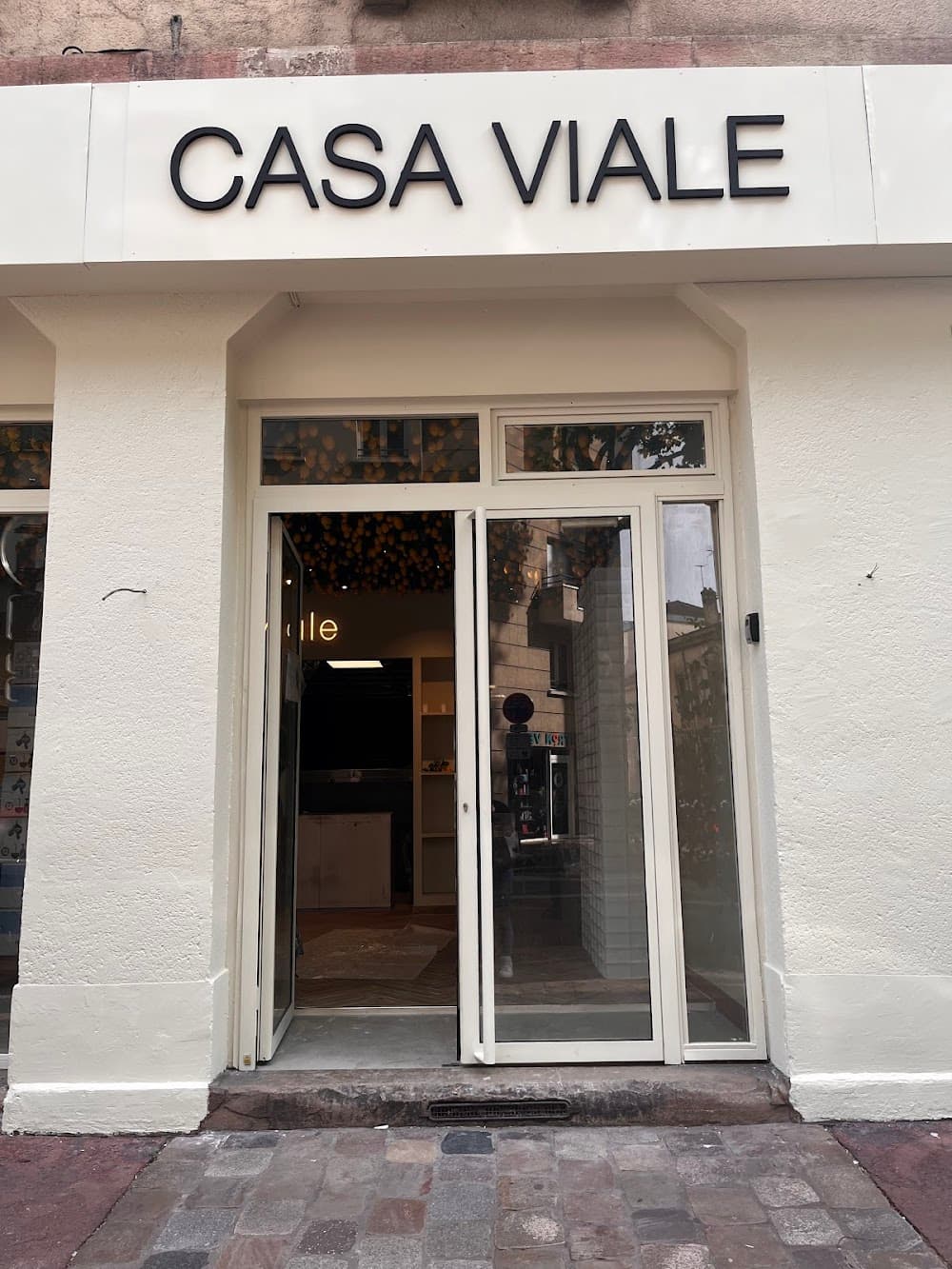 casa viale lyon 8 - Cover