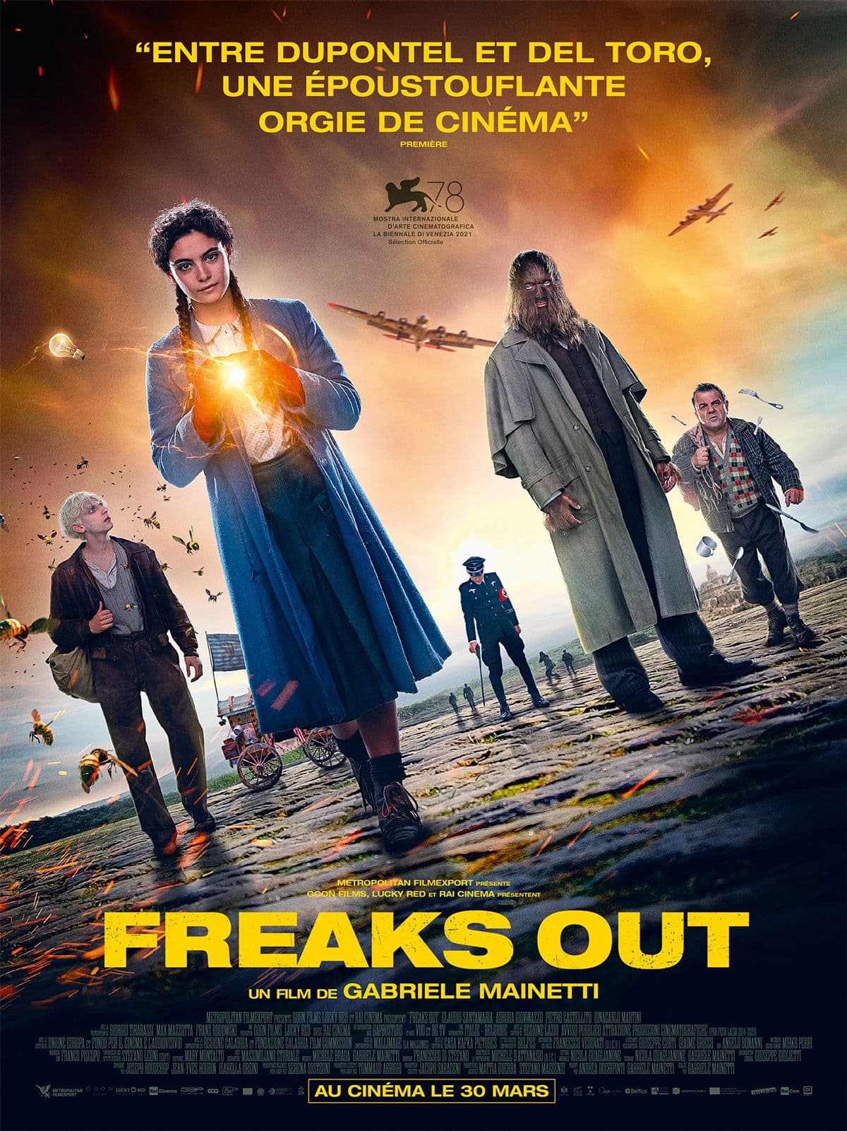 Freaks Out - Cover