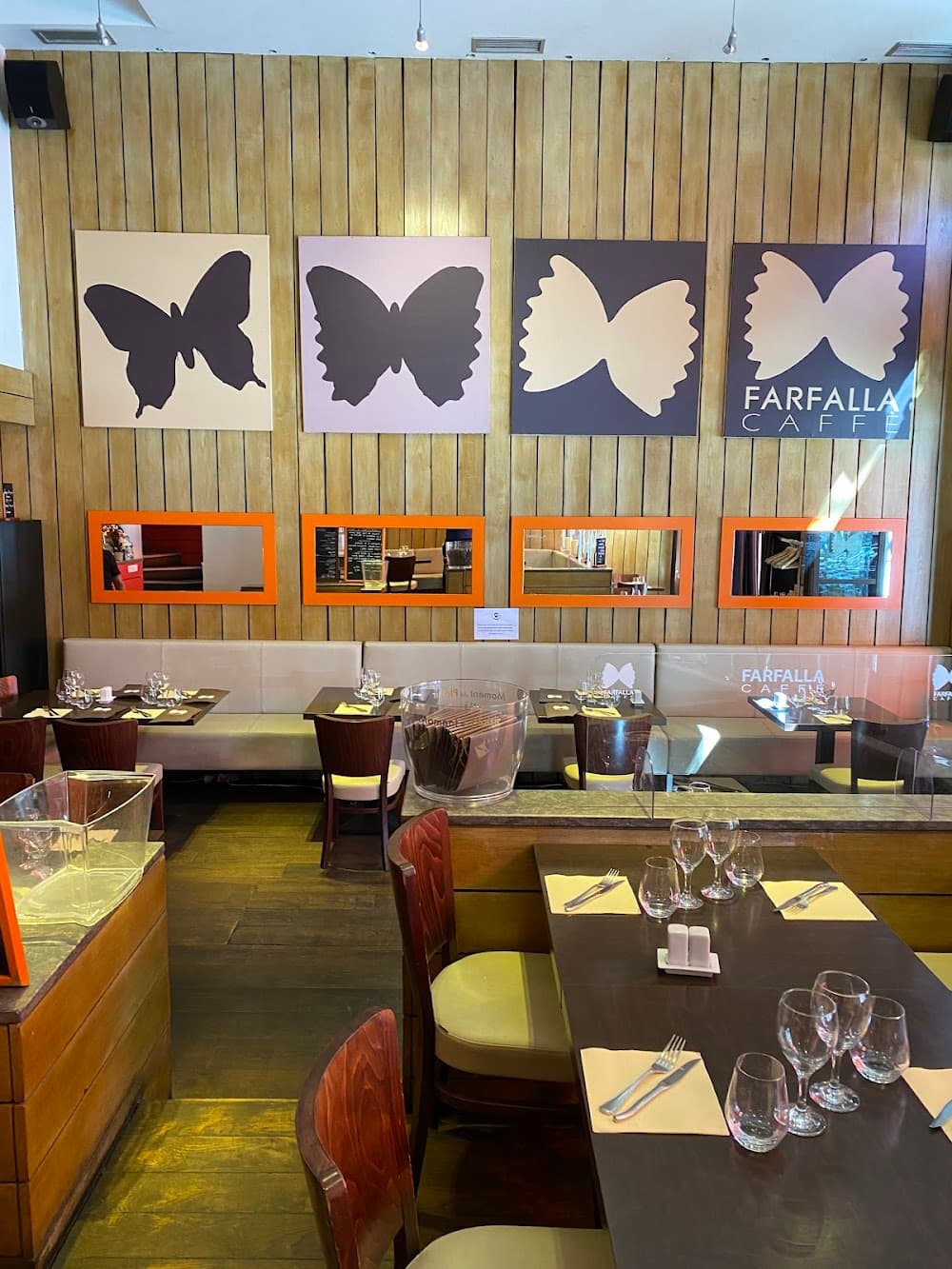 Farfalla Caffè - Cover