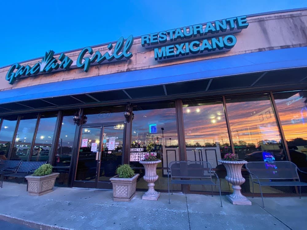 GARCIA'S GRILL OF BOWLING GREEN KY - Cover