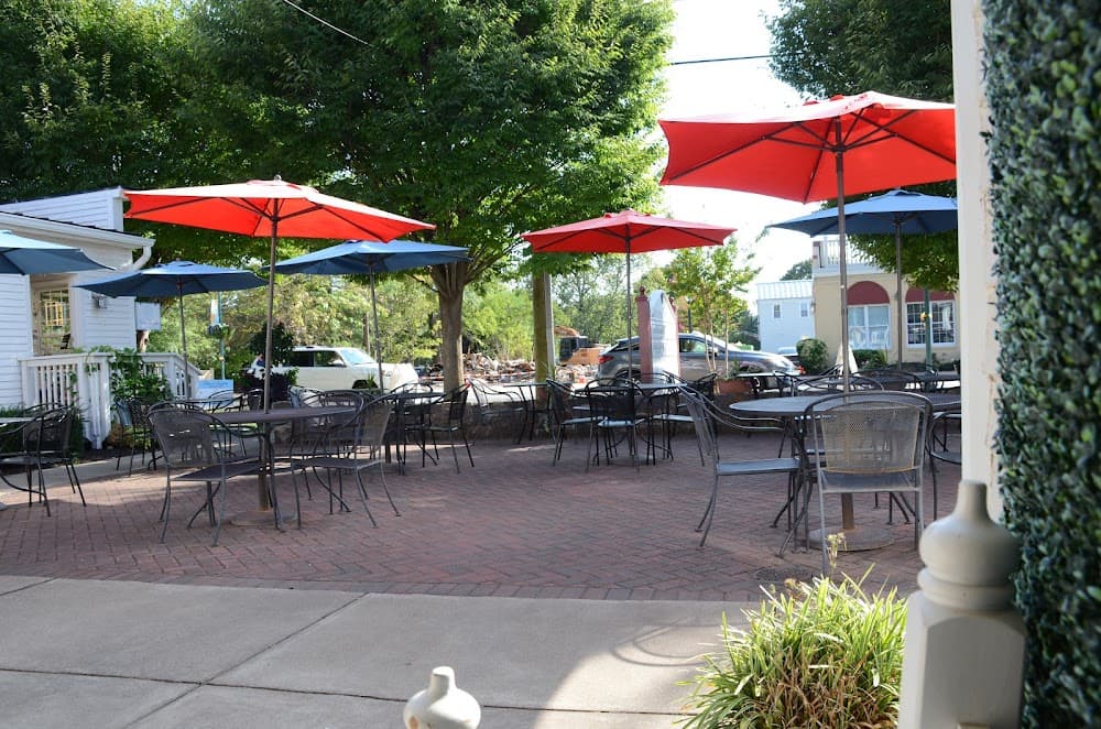 Hidden Julles - Cover