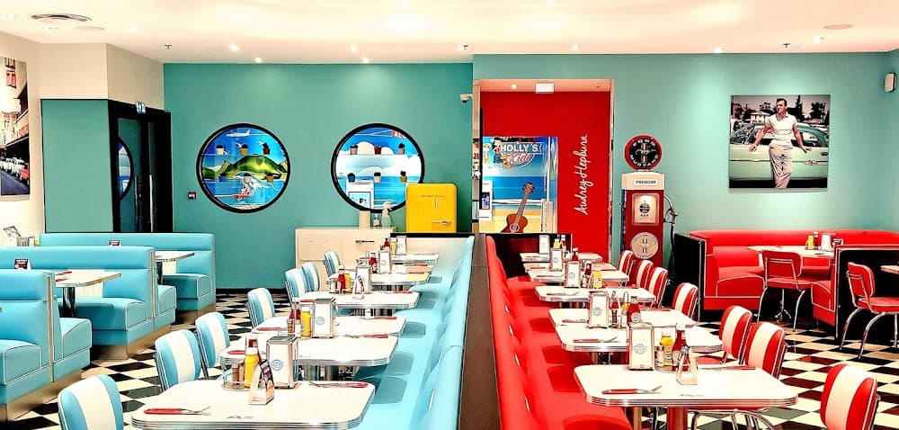 Holly's Diner - Cover