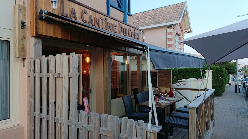 LA CANTINE DU COIN - Cover