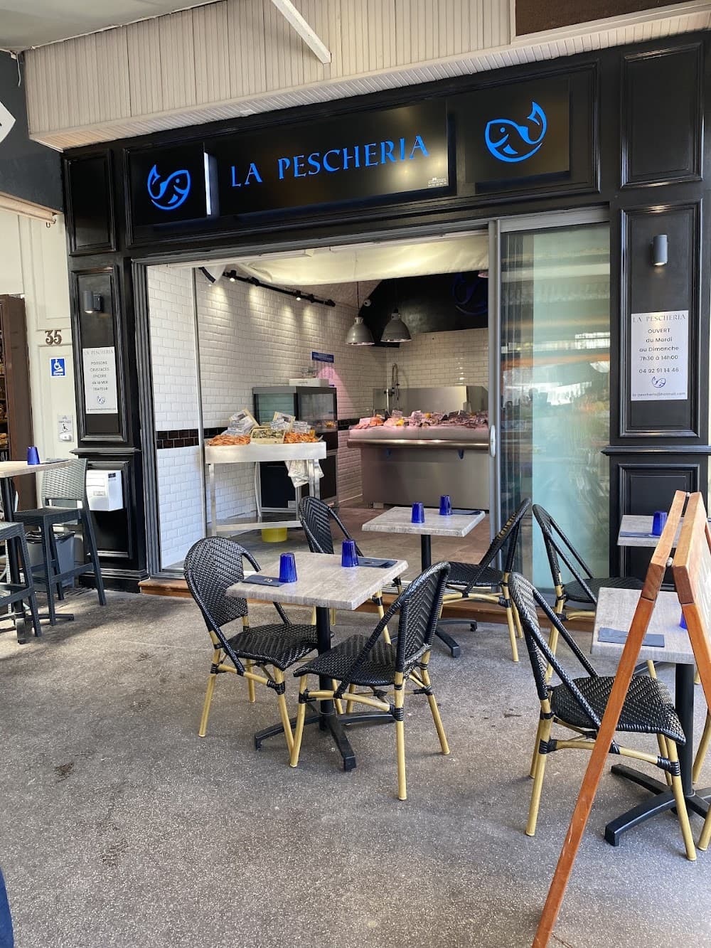 LA PESCHERIA - Cover