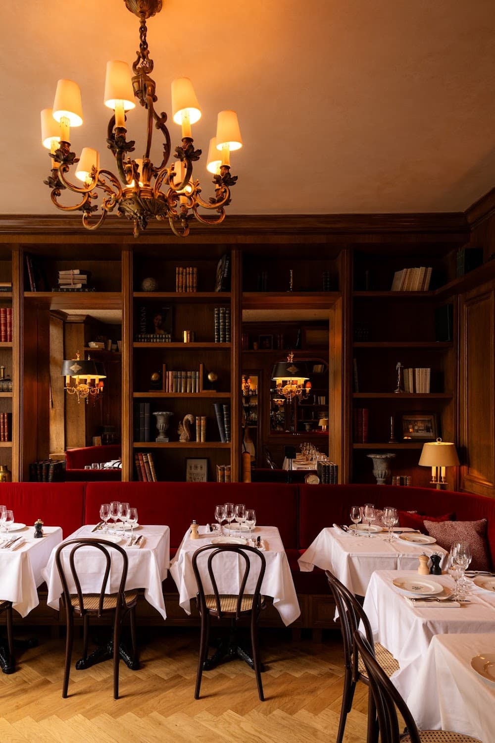 La Petite Chaise - Cover