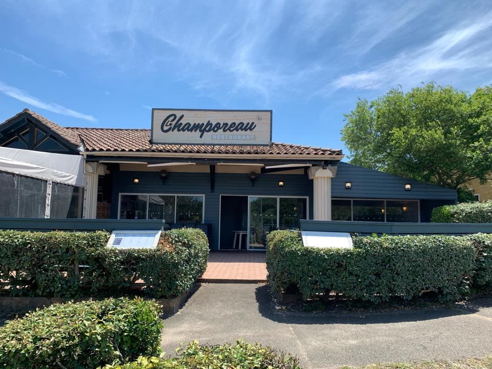 Le Champoreau - Cover