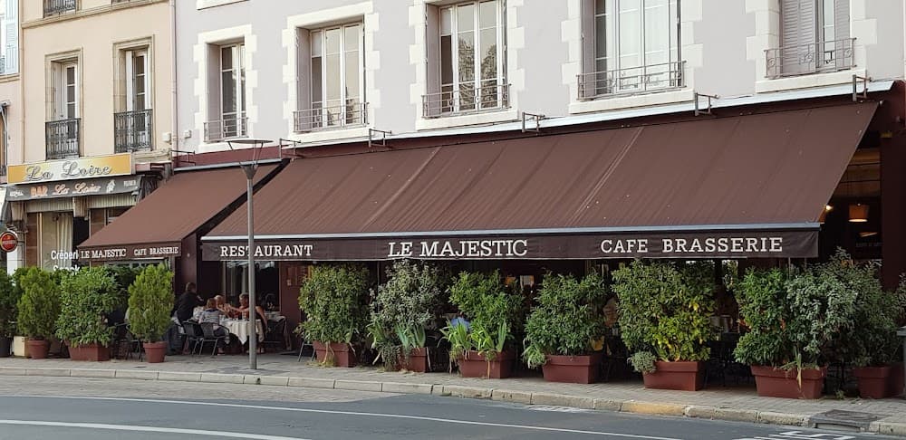 LE MAJESTIC 43 - Cover