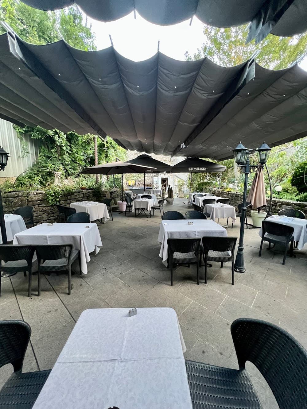 Le Passe Muraille SAS - Cover