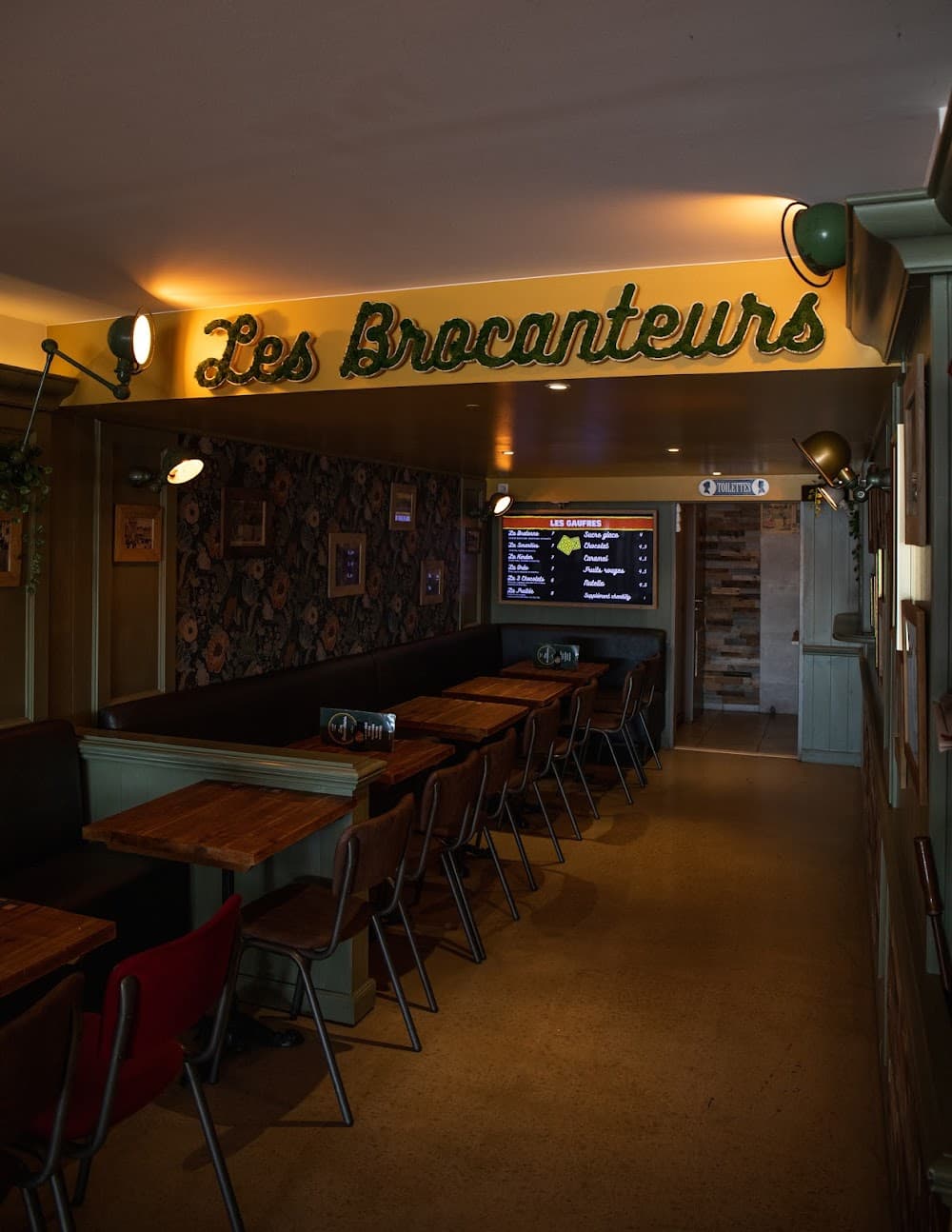 Les Brocanteurs (Bistro et Burgers) - Cover