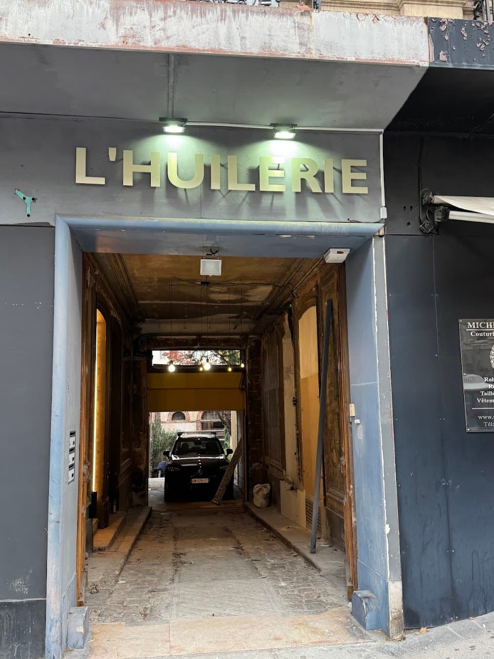 L’Huilerie - Cover