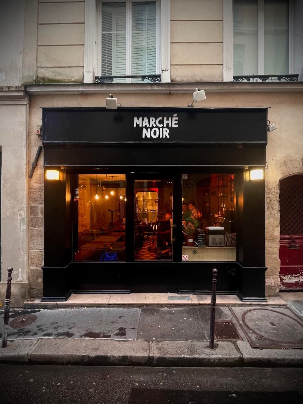 Marché Noir - Cover