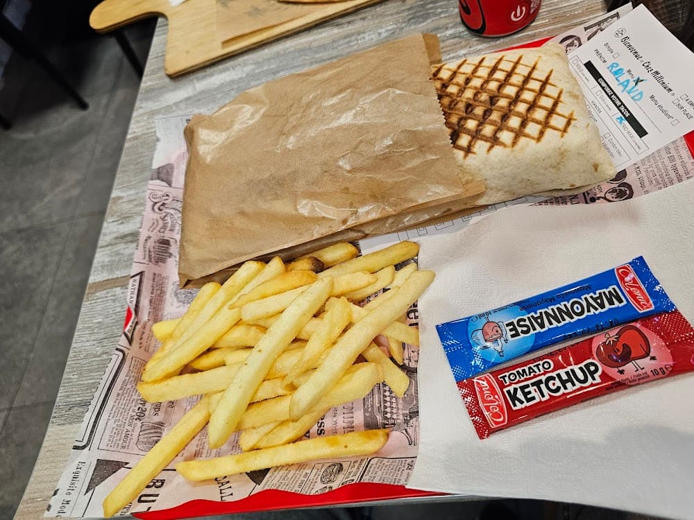 MILLENIUM TACOS ESPLANADE - Cover